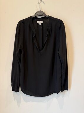 Velvet by Graham & Spencer Black Long-Sleeve V-Neck Blouse